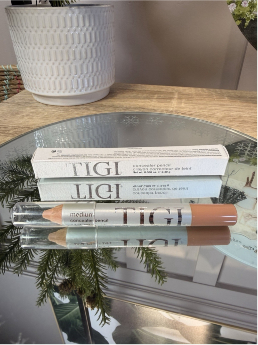 Tigi Concealer Pencil - Medium by TIGI for Women - 0.088 oz Concealer Pencil NWT